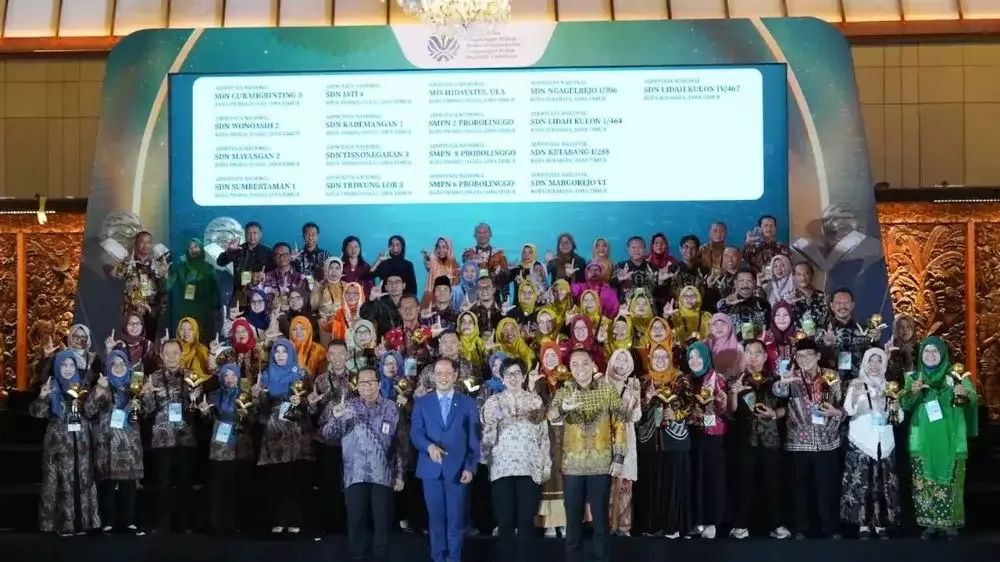 Surabaya Ukir Rekor Nasional, Borong 30 Penghargaan Adiwiyata 2025